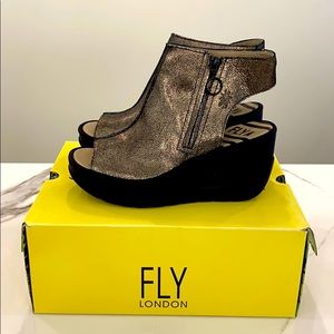 Fly London Jape Wedge - Graphite